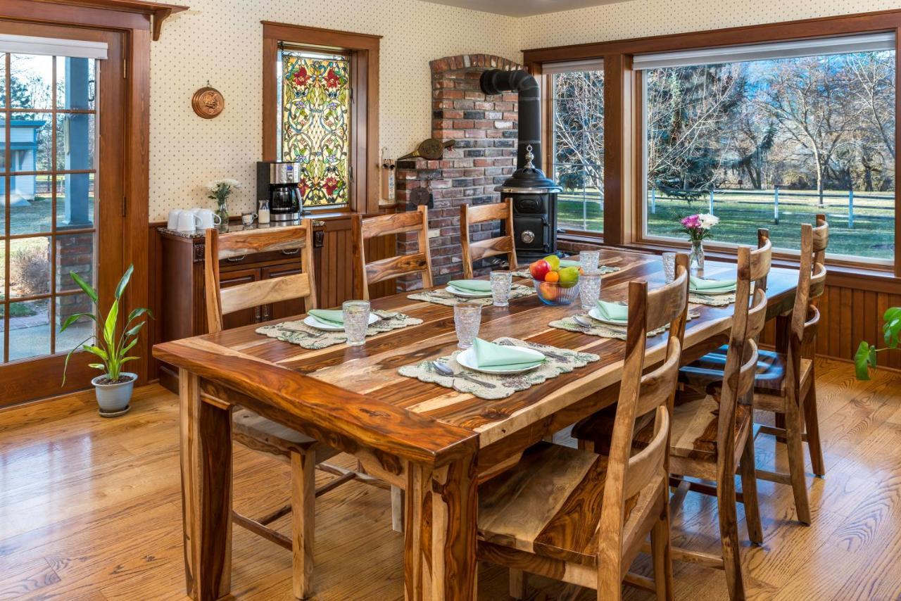 Gardenview Estate Bed And Breakfast Kettle Falls Exteriér fotografie