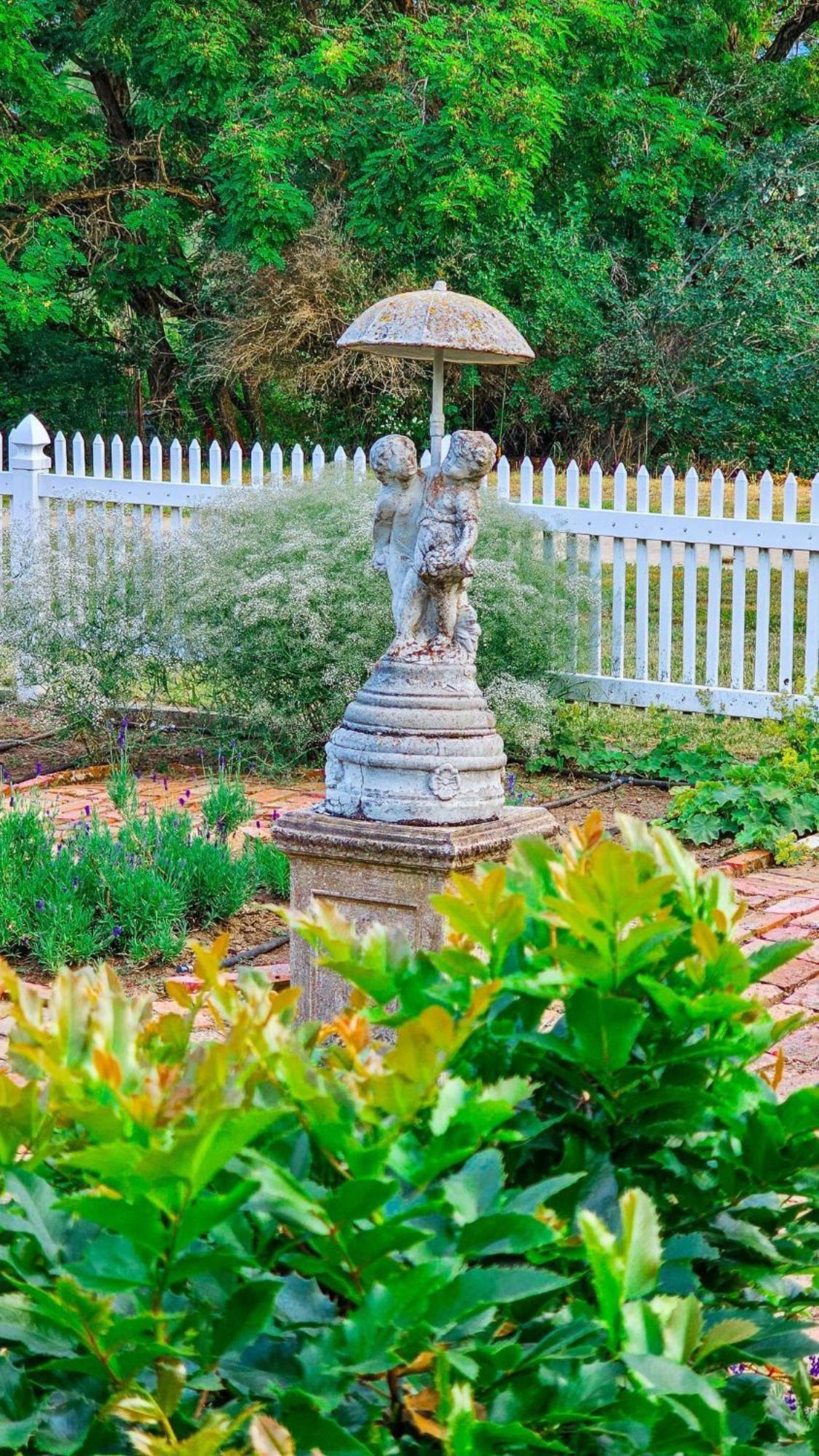 Gardenview Estate Bed And Breakfast Kettle Falls Exteriér fotografie