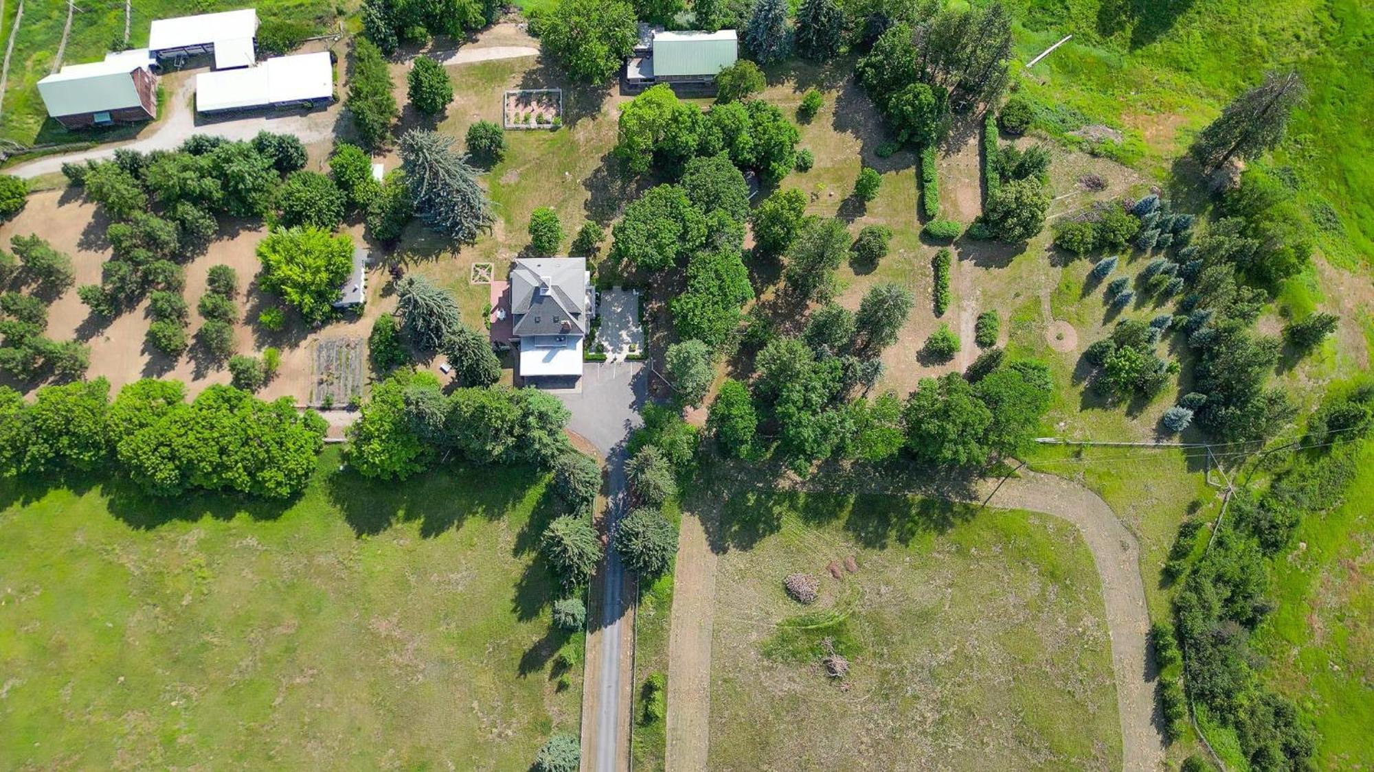 Gardenview Estate Bed And Breakfast Kettle Falls Exteriér fotografie